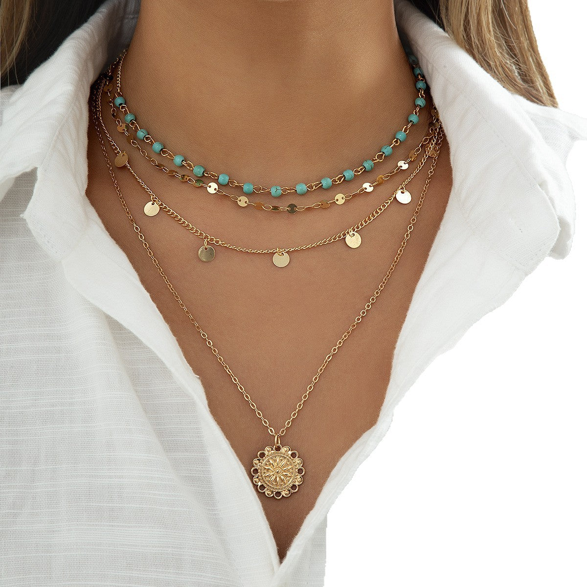 Wholesale Alloy Electroplated Retro Turquoise Sequin Clavicle Necklace for Women,  Casual Jewelry Accessory