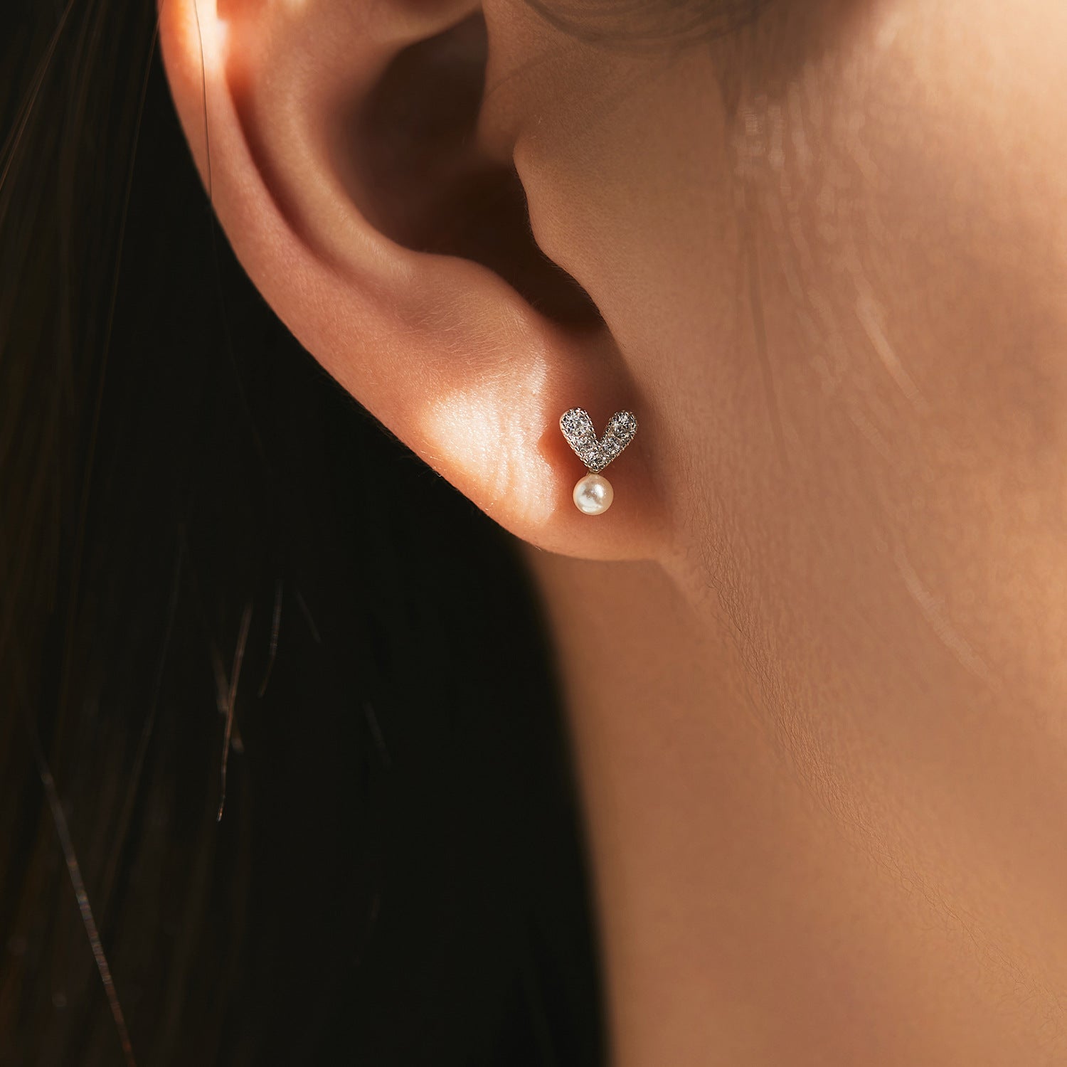 Wholesale s925 silver full diamond love crystal pearl earrings