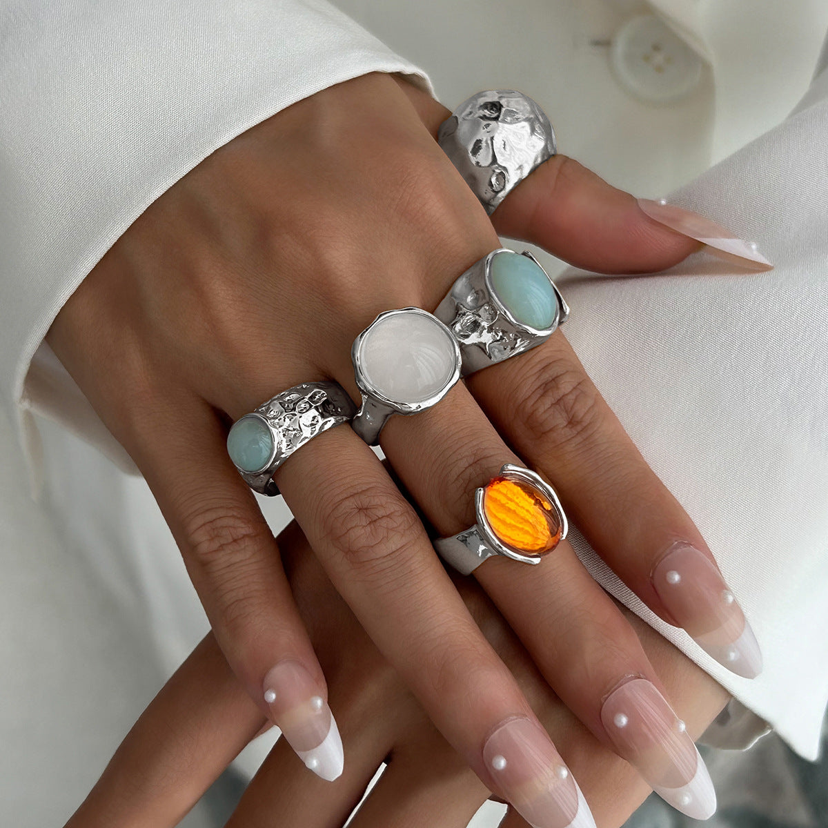 Wholesale Vintage Niche Knocking Pattern Open Ring Set - Alloy with Artificial Gemstone,  Fashion Jewelry Accessory for Women