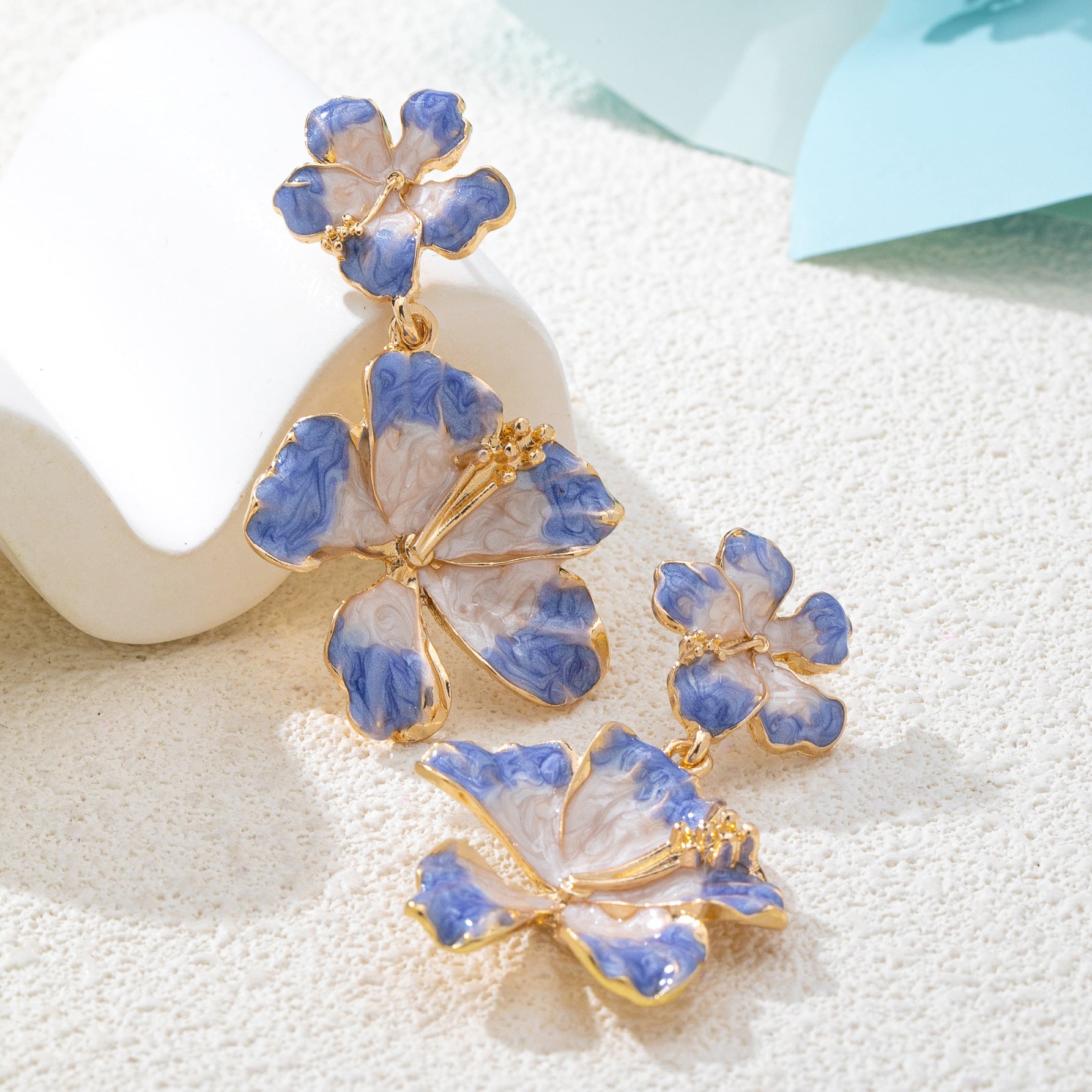 Wholesale Chic Double Layer Hibiscus Flower Earrings For Women Blue And White Gradient Zinc Alloy Vacation Style Boutique Resale Jewelry
