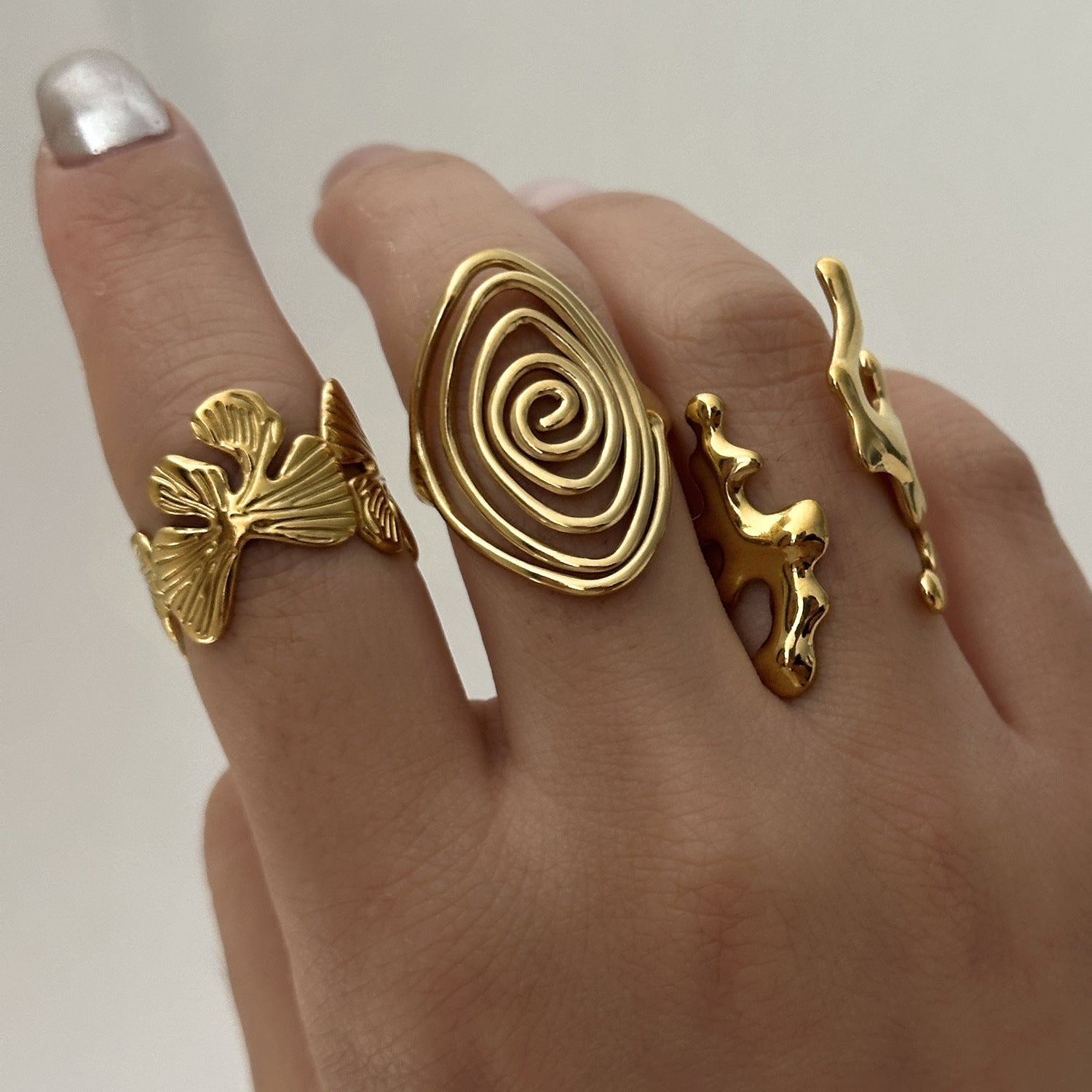 Wholesale Bohemian Sun Ginkgo Leaf Stacking Ring Set Stainless Steel Gold Plated Fashion Jewelry Accessory Gift