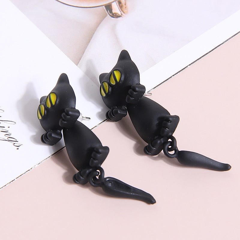 Wholesale cute cat animal stud earrings
