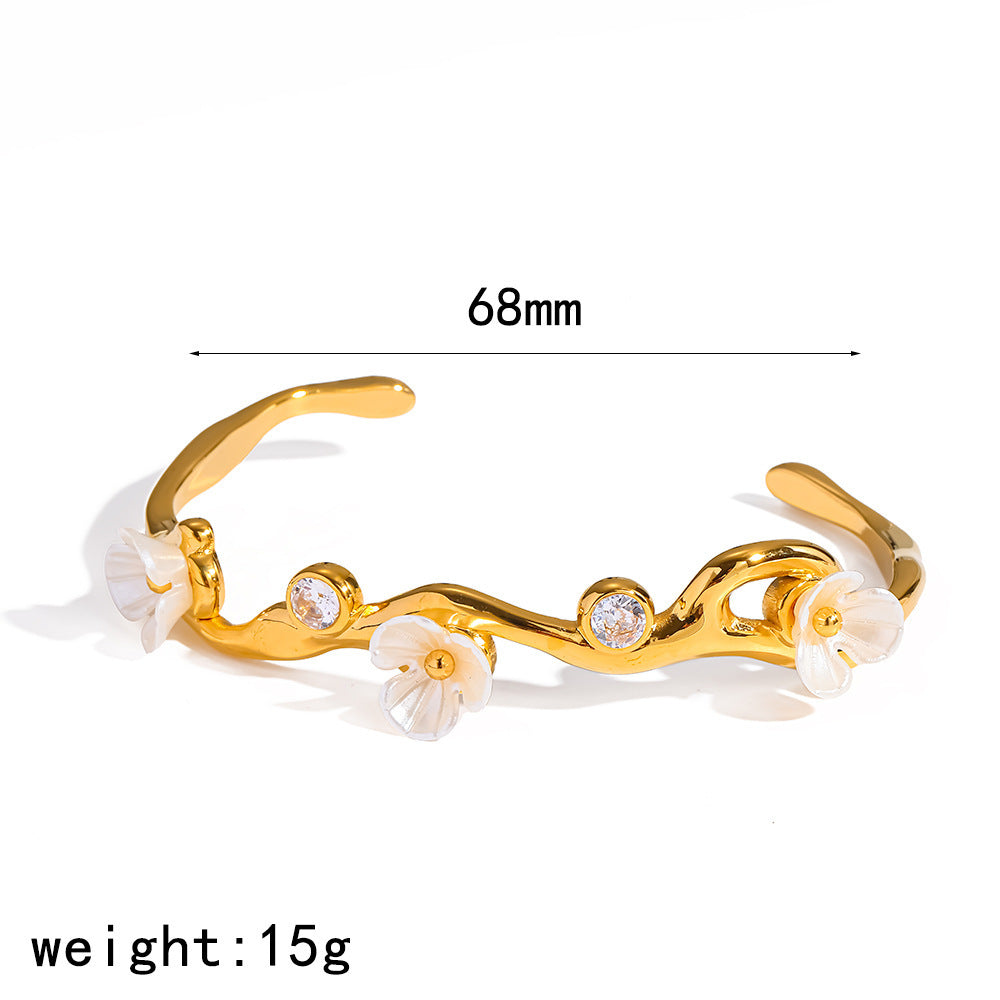 Wholesale Stainless steel bracelet and bangle,  does not fade,  light luxury