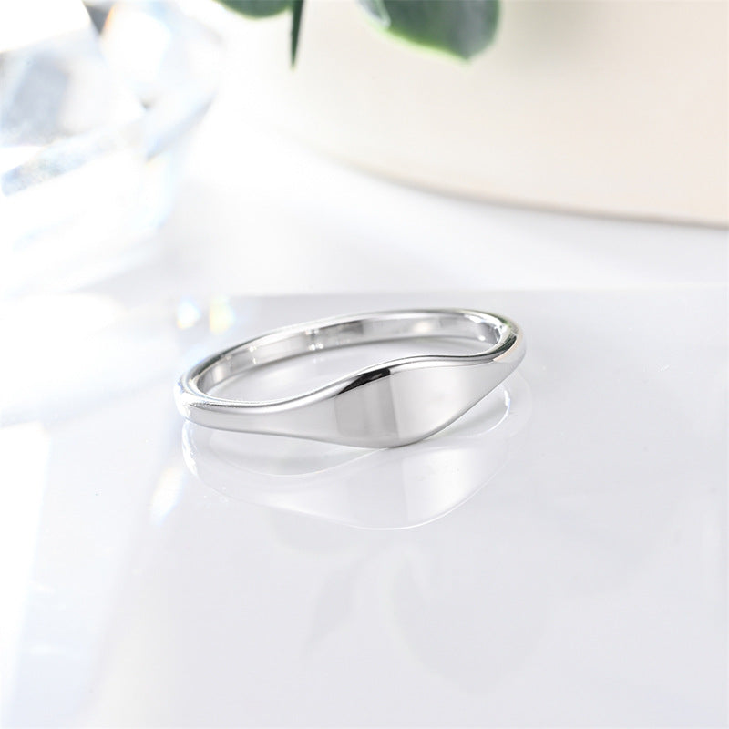 Wholesale smooth titanium steel ring personalized hand jewelry