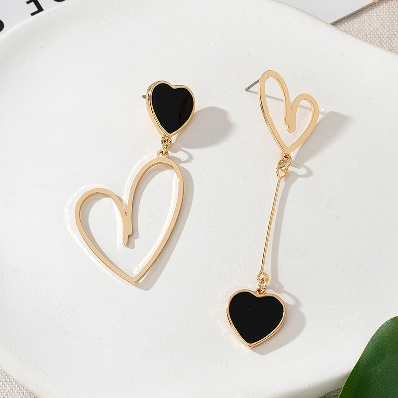Wholesale Trendy Asymmetric Pink Heart Drop Earrings Alloy Electroplated Jewelry Accessory