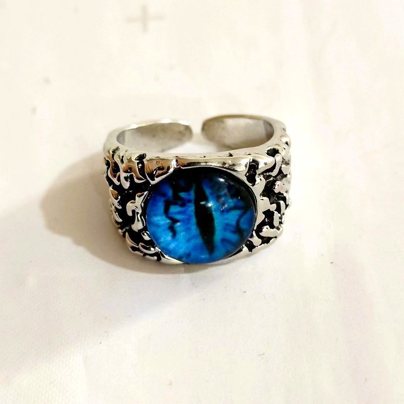 Wholesale Electroplated Metal Eye Ring Edgy Punk Devil Eye Design Jewelry Accessory for Men