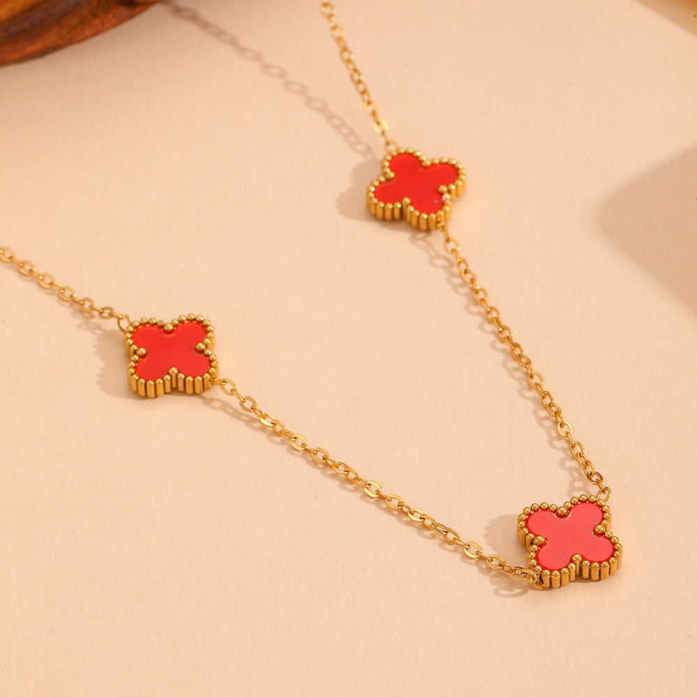 Wholesale Fashion stainless steel three four-leaf flower jewelry new titanium steel does not fade small flower jewelry suit