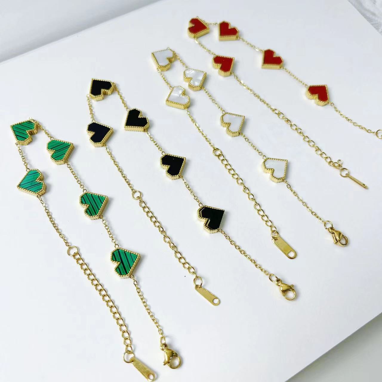 Wholesale Stainless Steel Bracelets Light Luxury Bracelet Peach Heart Bracelet ACC-BT-Nayin005