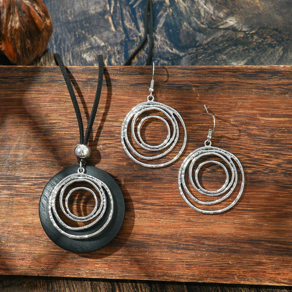 Wholesale Ethnic Style Geometric Earrings with Alloy and Black Wood Wool Chain Everyday Jewelry Accessory