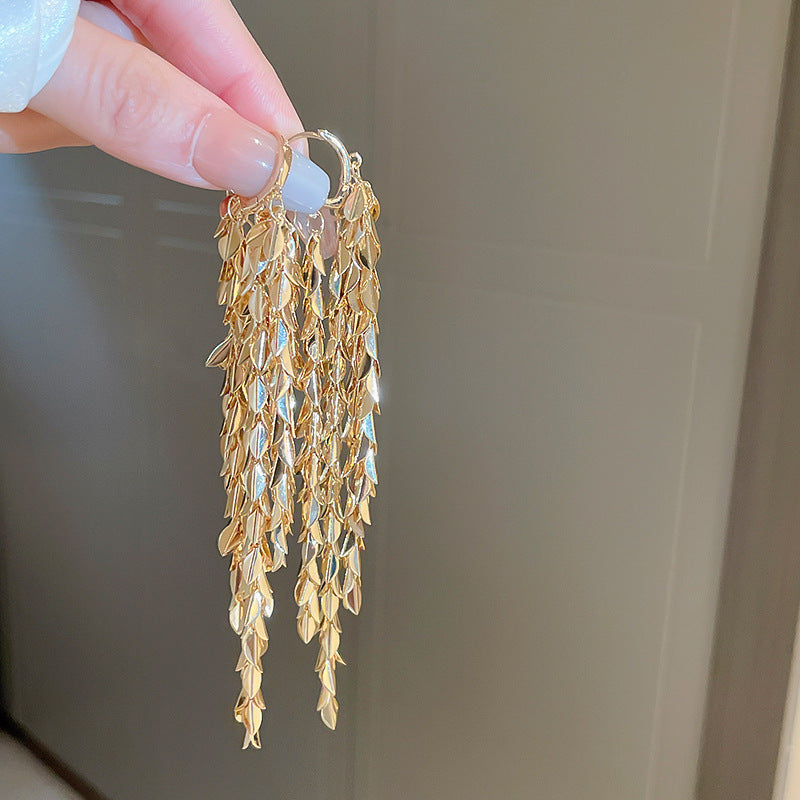 Wholesale Silver Needle U-Shaped Cluster Sequin Long Tassel Earrings