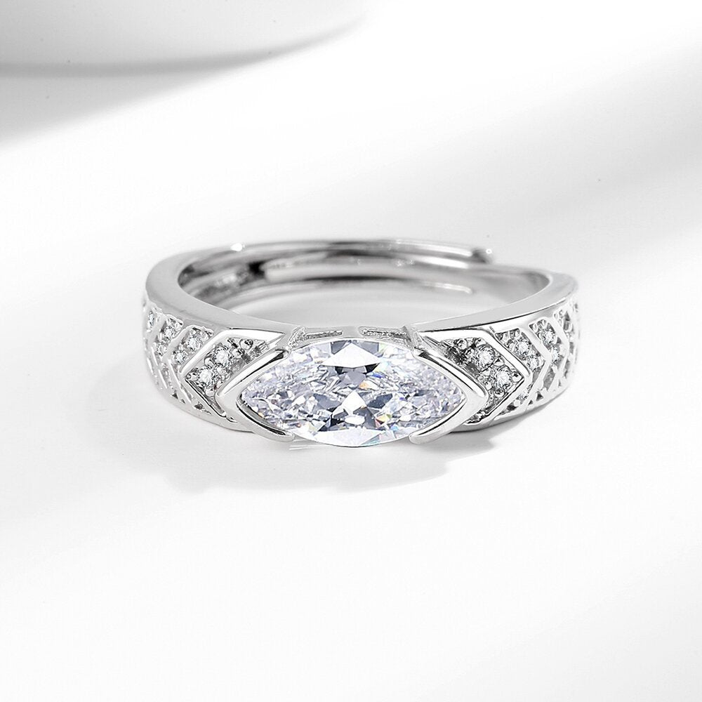 Wholesale  Light Luxury Style Open-ended Elegant Horse Eye Zircon Ring