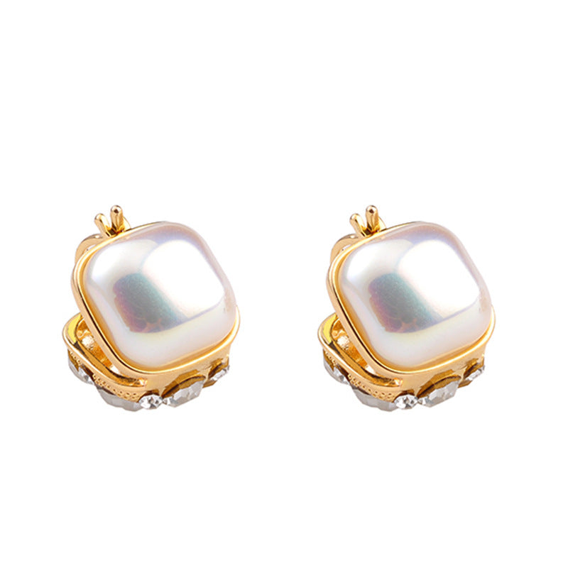 Wholesale Light luxury all-match Double-Sided Pearl plated 18K gold ear buckle