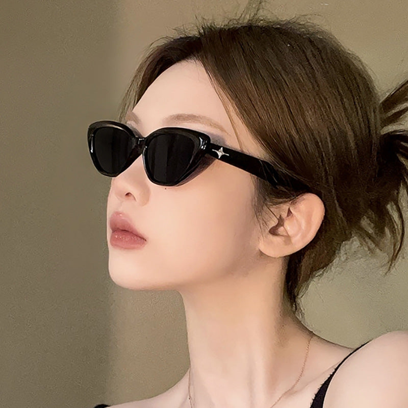 Wholesale star black small frame cat eye sunglasses