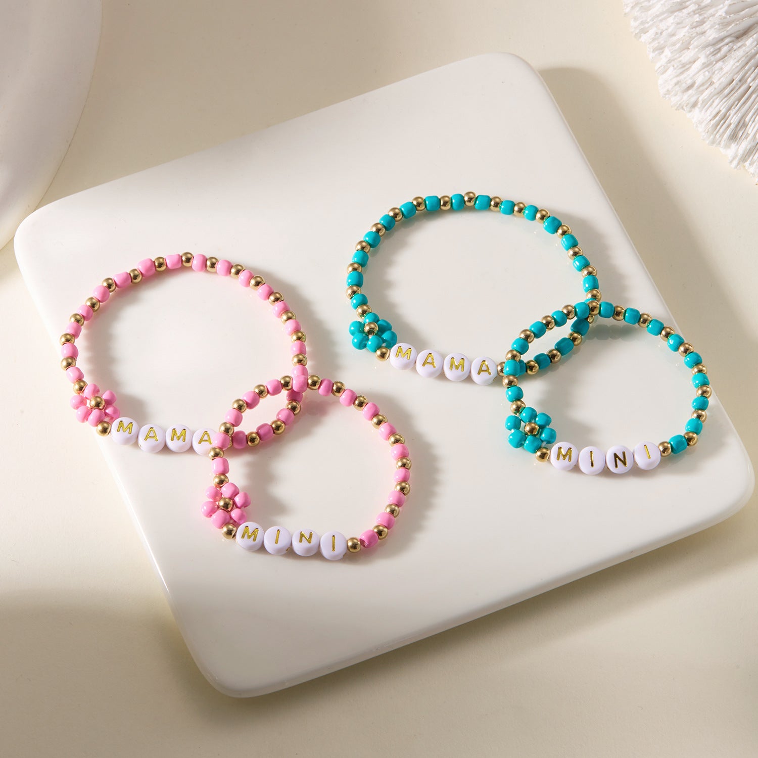 Wholesale  2pcs/set Mother's Day Mama Parent-child Rice Beads Flower Woven Bracelet