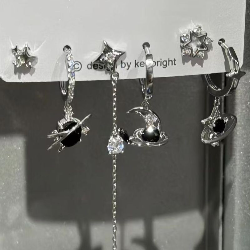 Wholesale Cute Cat Fish Earrings,  Retro Asymmetrical Korean Style,  Alloy Earrings for Women,  Party Accessory