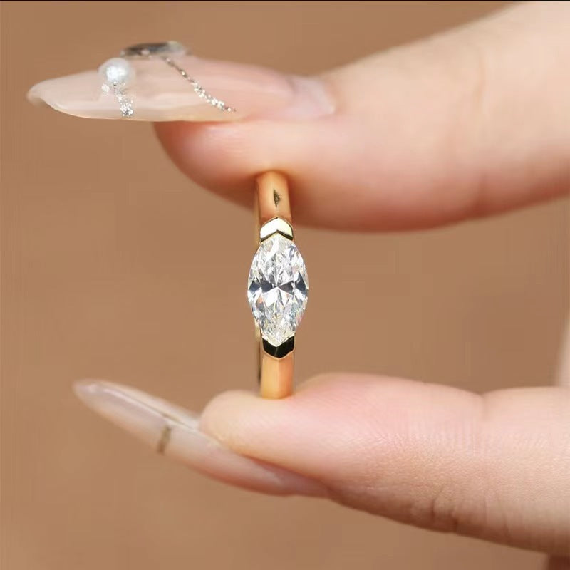 Wholesale Simple Alloy Horse Eye Diamond Ring