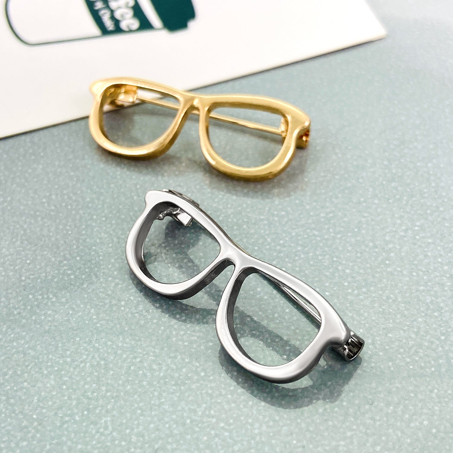 Wholesale Stylish Women S Alloy Eyeglasses Shaped Brooch Pin Trendy Geometric Hollow Design Electroplated Finish Fashion Jewelry Accessory For Blouse And et