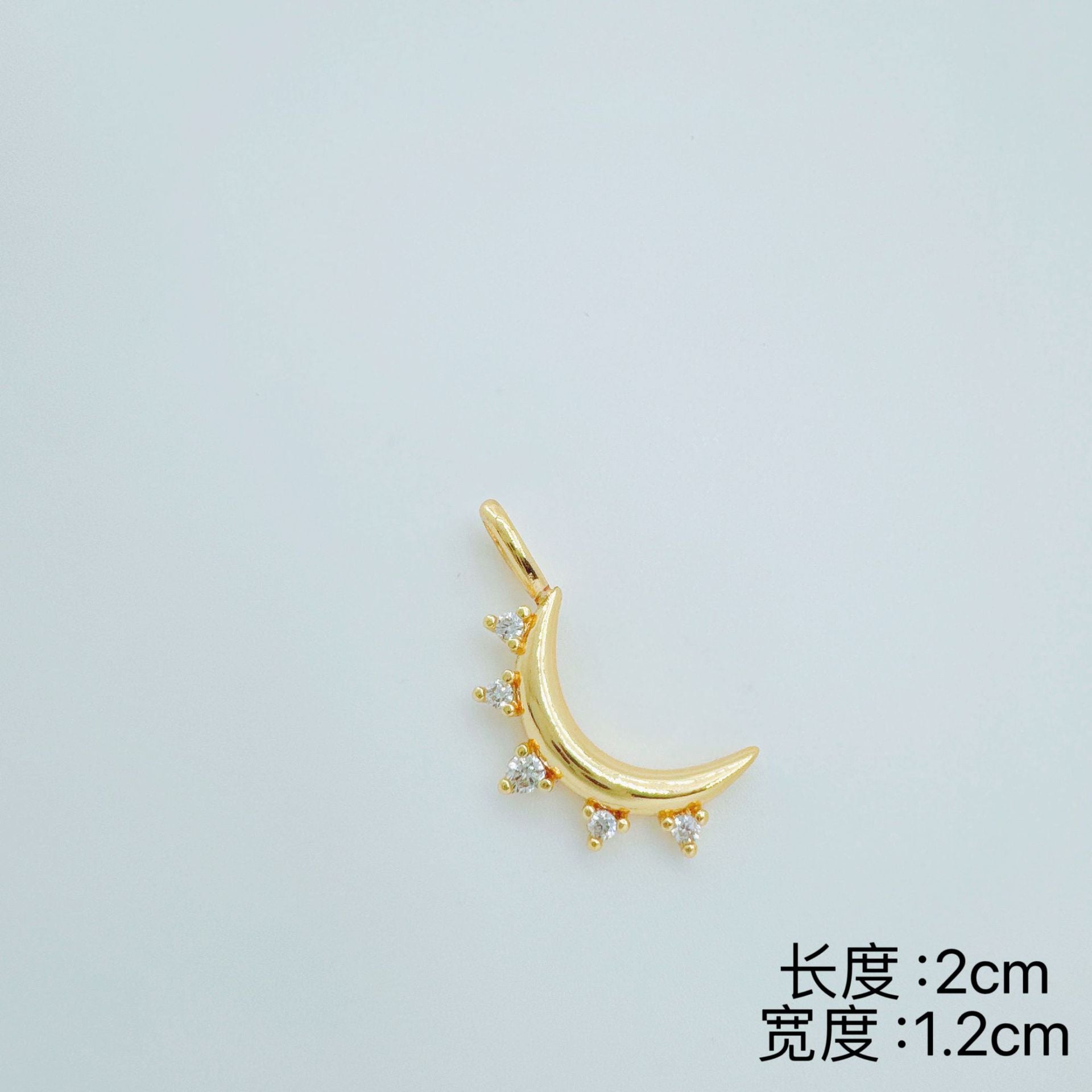 Wholesale Moon Necklace European Style Gold Plated Copper Pendant Fashion Jewelry Accessory Boutique Gift