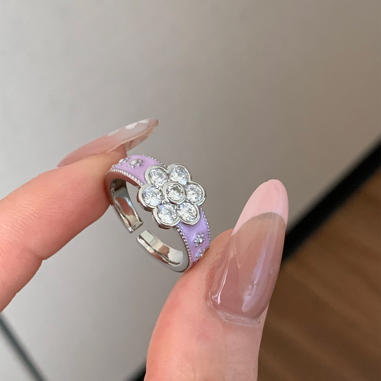 Wholesale Light luxury taro flower ring inlaid with diamond oil drop purple female ring jewelry