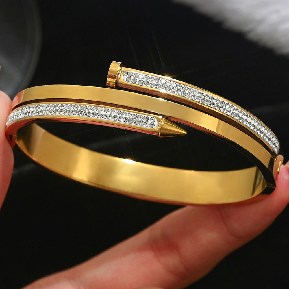 Wholesale Titanium steel nail four-leaf clover diamond-encrusted bracelet ACCVIP