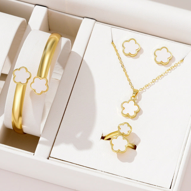 Wholesale Lucky Clover Pendant Multicolor Necklace Four-piece Set ACC-NE-ErJJ004