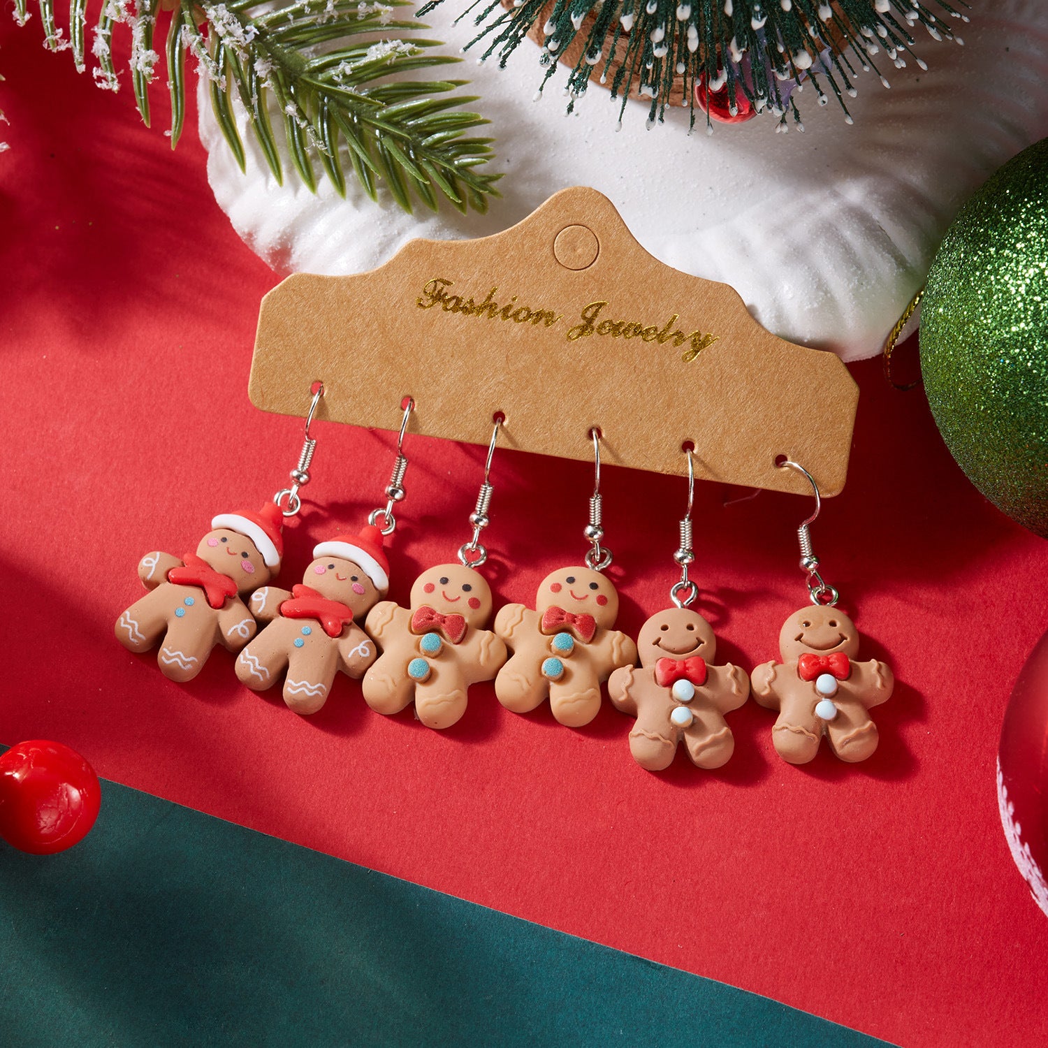 Wholesale Christmas Gingerbread Man Cartoon Resin Earring Set