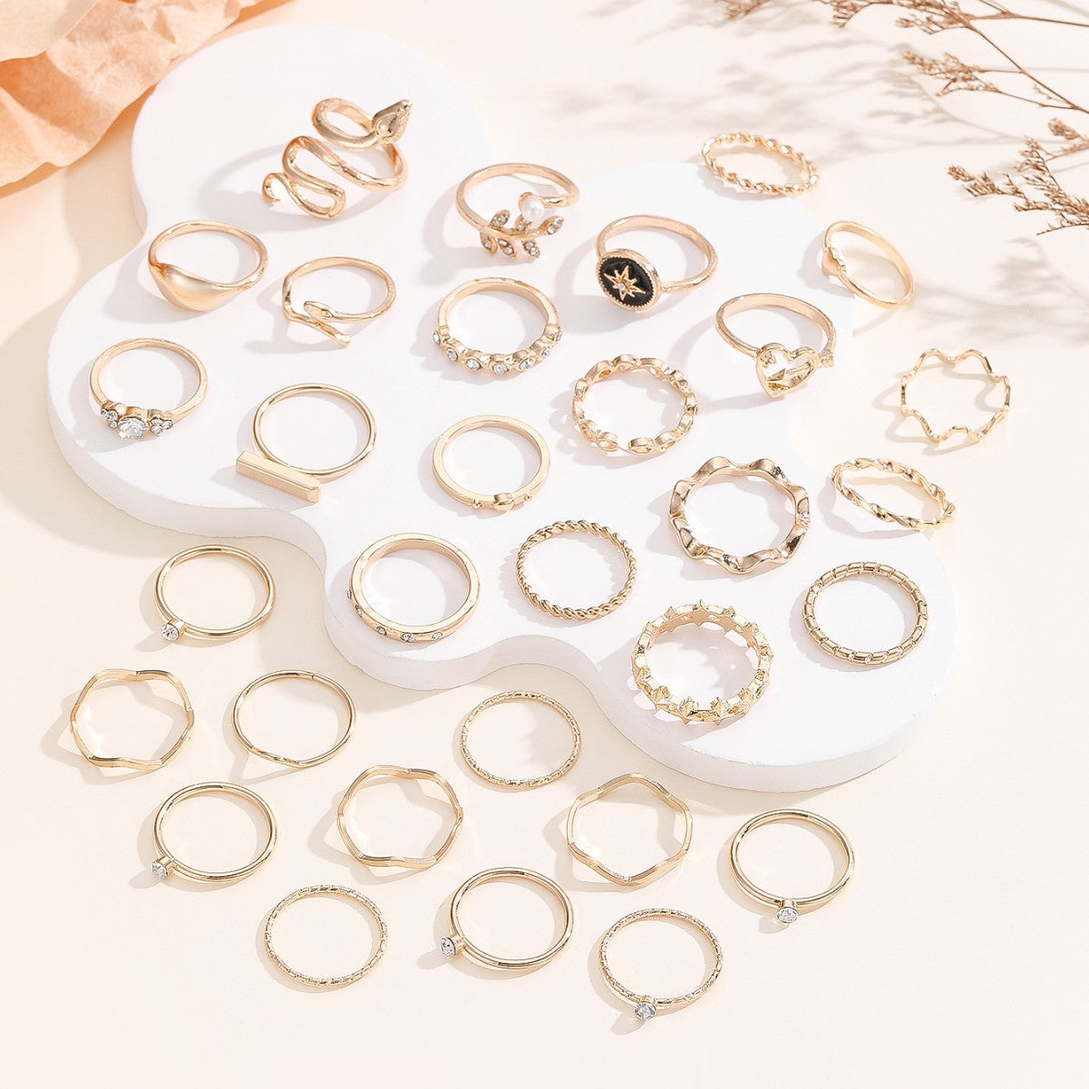 Wholesale Minimalist Korean Style Gold Ring Set 31 Piece Fashion Accessory Gift For Women Boutique Resale