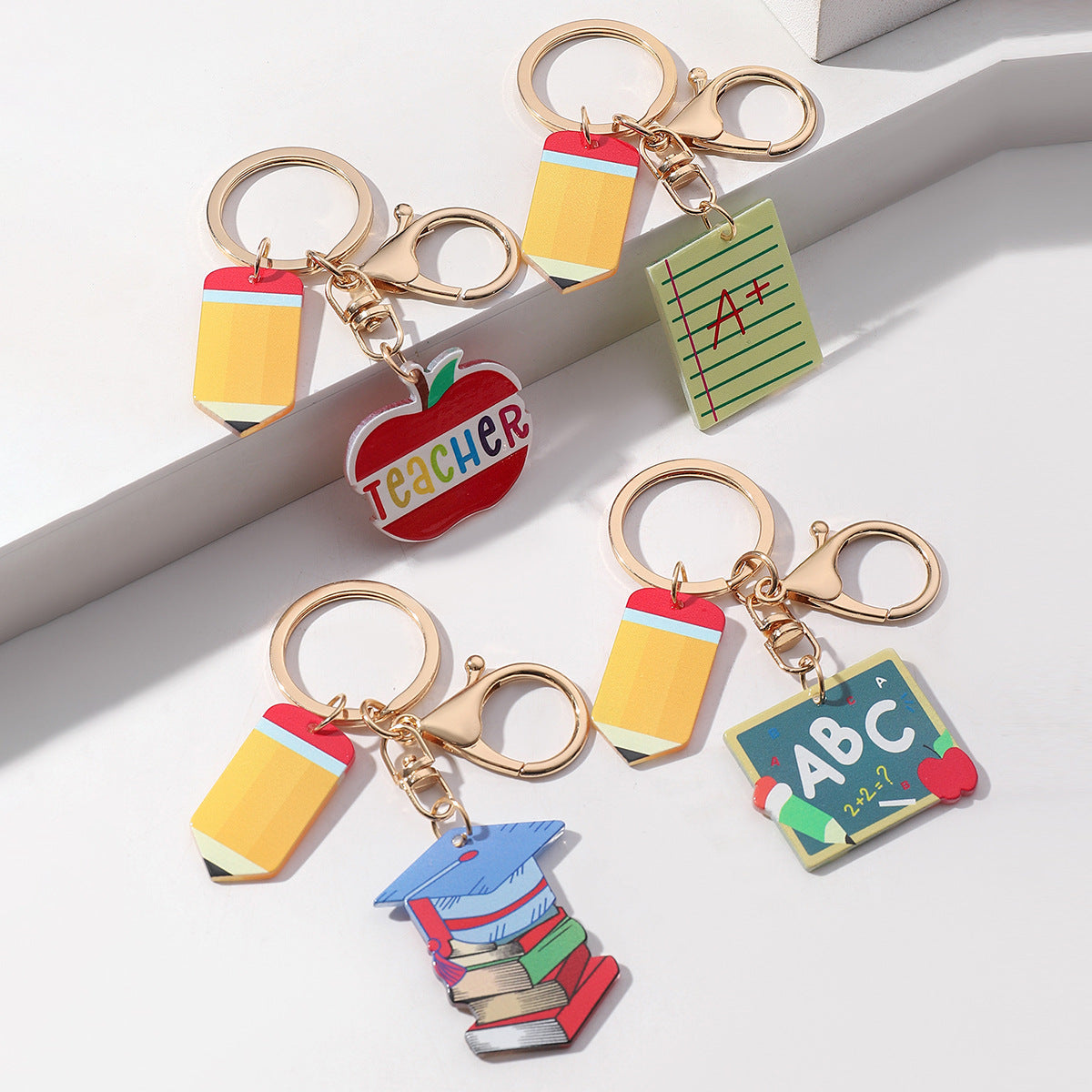 Wholesale Acrylic Teacher Keychain Decorative Accessory for Teacher' s Day Gift