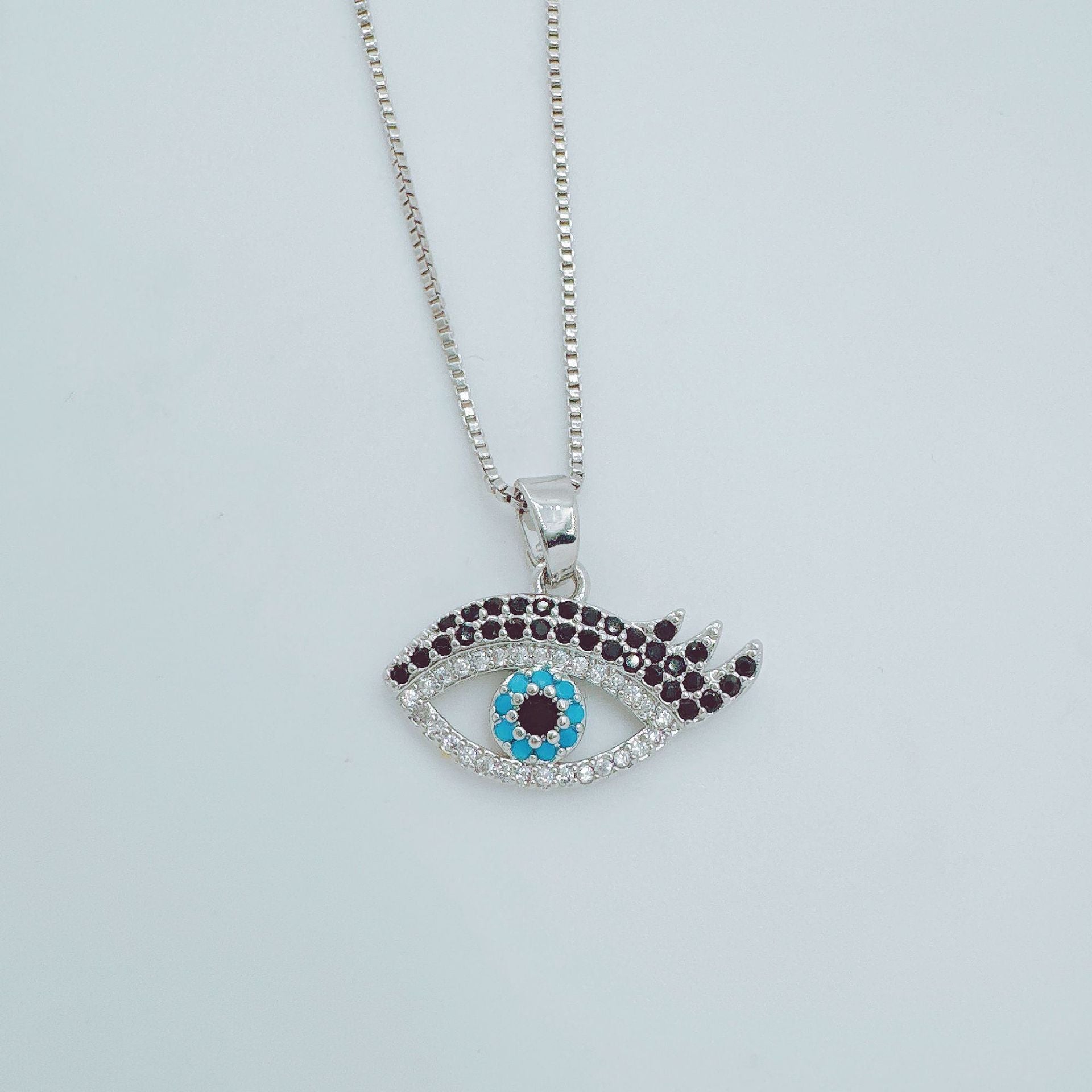 Wholesale Trendy Hamsa Pendant 18K Gold Plated Copper Zircon Jewelry Accessory Gift