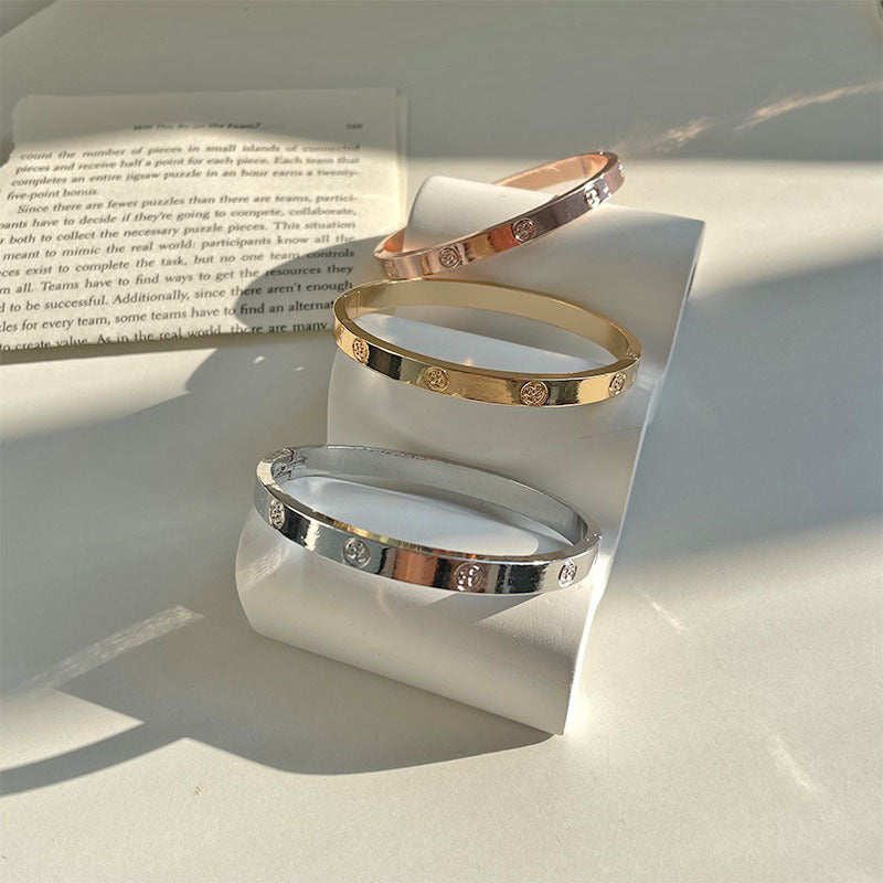 Wholesale Simple Fashion Couple Bracelet Set,  Gold Electroplated Metal Bangle,  Everyday Wear Jewelry Accessory for Resale