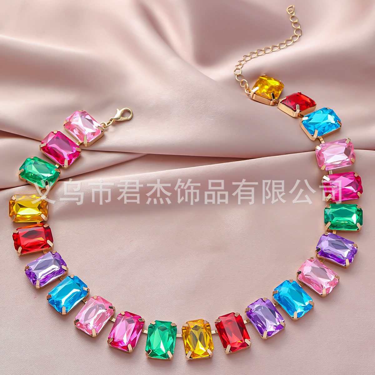 Wholesale Exaggerated Geometric Love Color Rhinestone Clavicle Necklace ACC-NE-JunJie012
