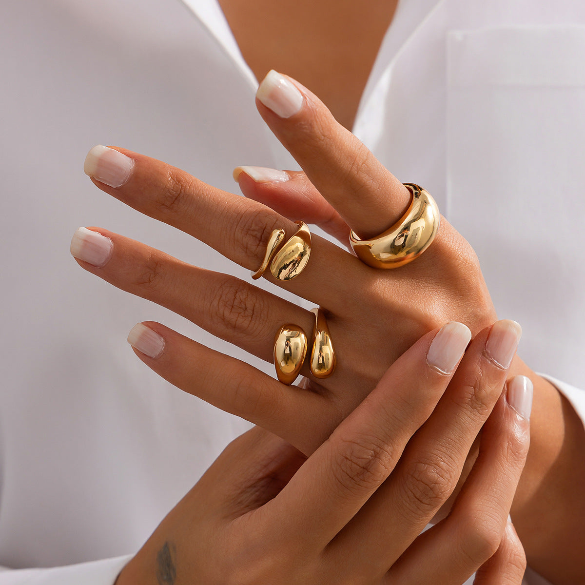 Wholesale geometric baroque pearl ring suit  metal smooth ring