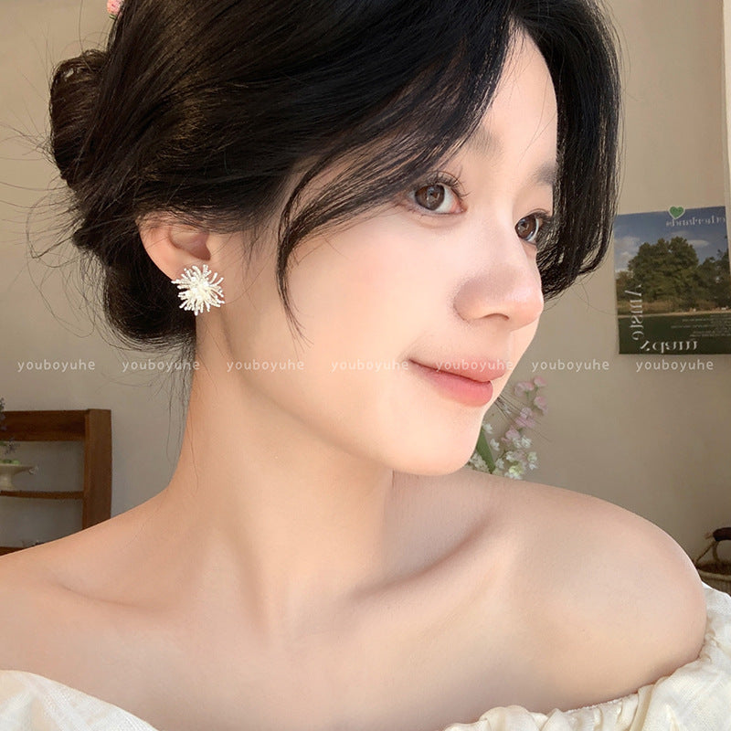 Wholesale Vintage Metallic Shiny Spherical Earrings