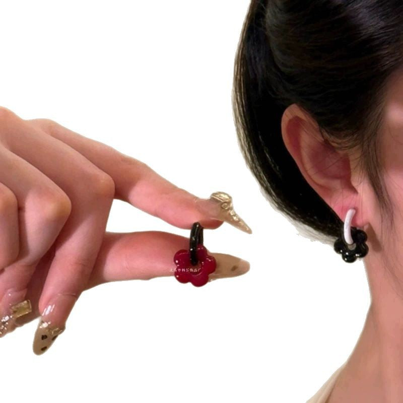 Wholesale  Contrast Color Flower Earrings