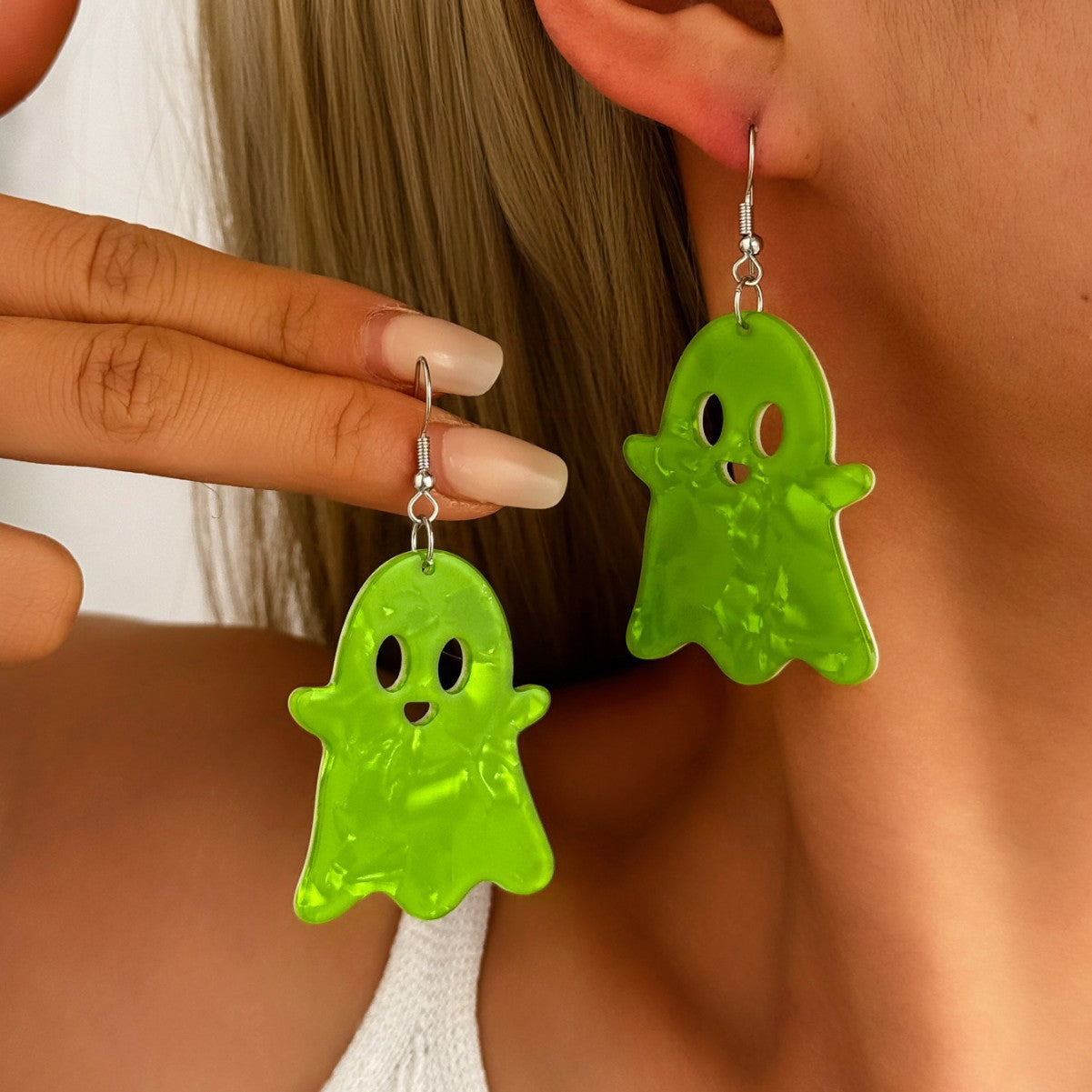 Wholesale Halloween Acrylic  Ghost Earrings
