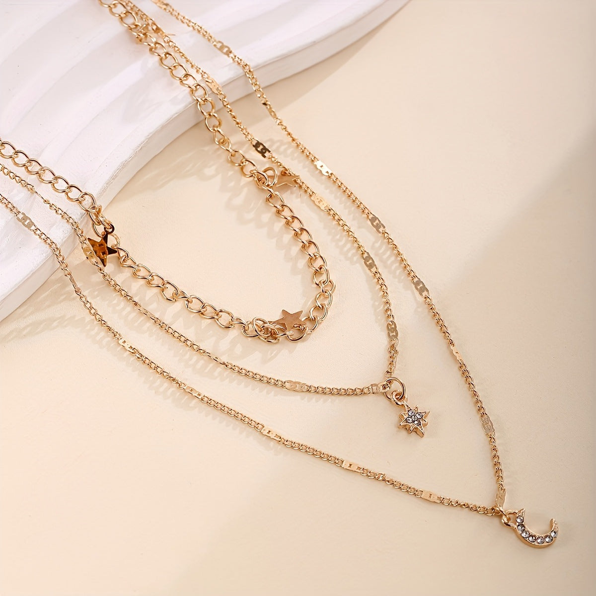 Wholesale Trendy Rhinestone Star Moon Pendant Layered Necklace For Women Gold Electroplated Zinc Alloy Fashion Accessory Boutique Resale