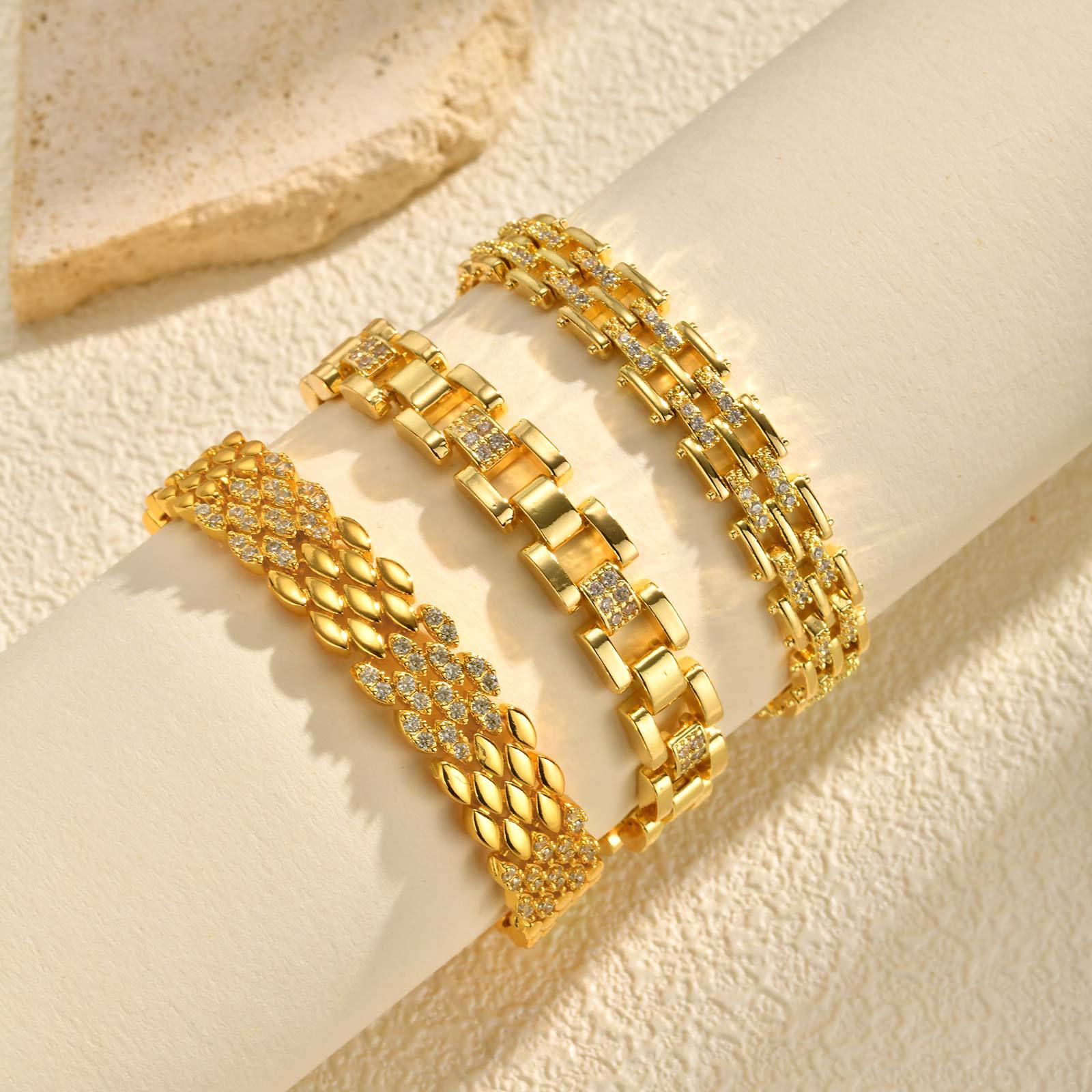 Wholesale Trendy Women S Copper Zircon Bracelet Watch Chain Design Gold Electroplated Everyday Fashion Jewelry Accessory