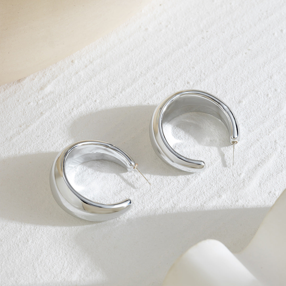 Wholesale Exaggerated Metal Earrings and Studs Statemente Earrings ACC-ES-XueRou004