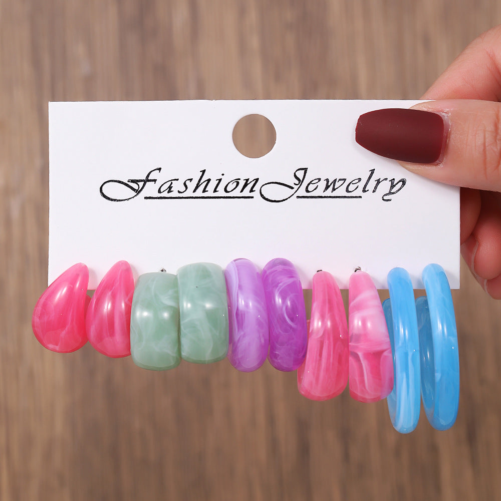 Wholesale  Color Creative Earrings Women's Acrylic C- shaped Mixed Color Resin Earrings