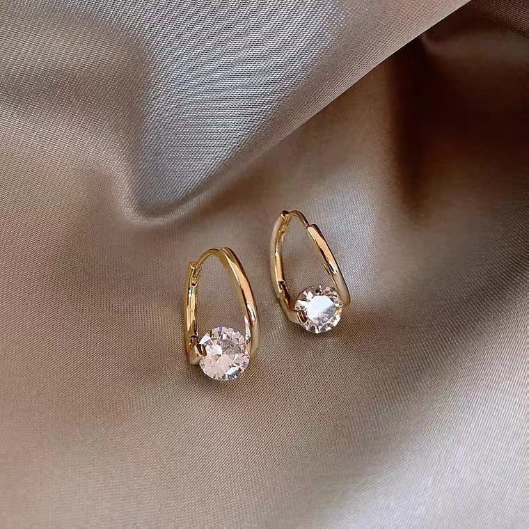 Wholesale Zinc Alloy Electroplated Geometric Zirconia Earrings Purple Silver Fashion Accessory