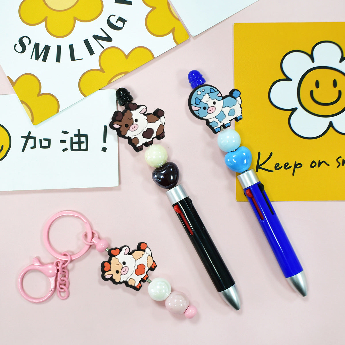 Wholesale Random 100pcs PVC Soft Rubber Colored Cow Series Focal Beads for DIY Beadable Pens