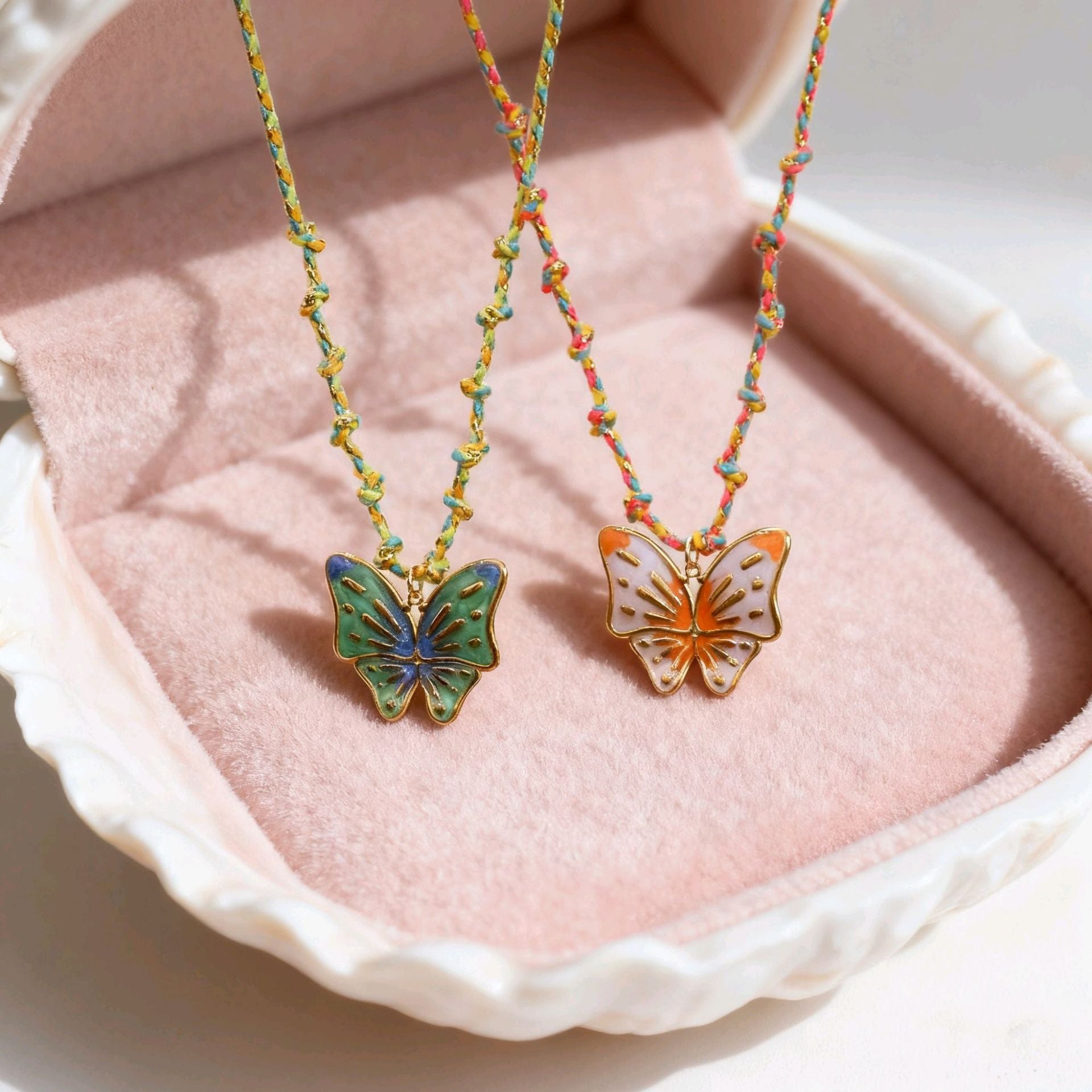 Wholesale Stainless Steel Gradient-Colored Butterfly Woven Rope Chain