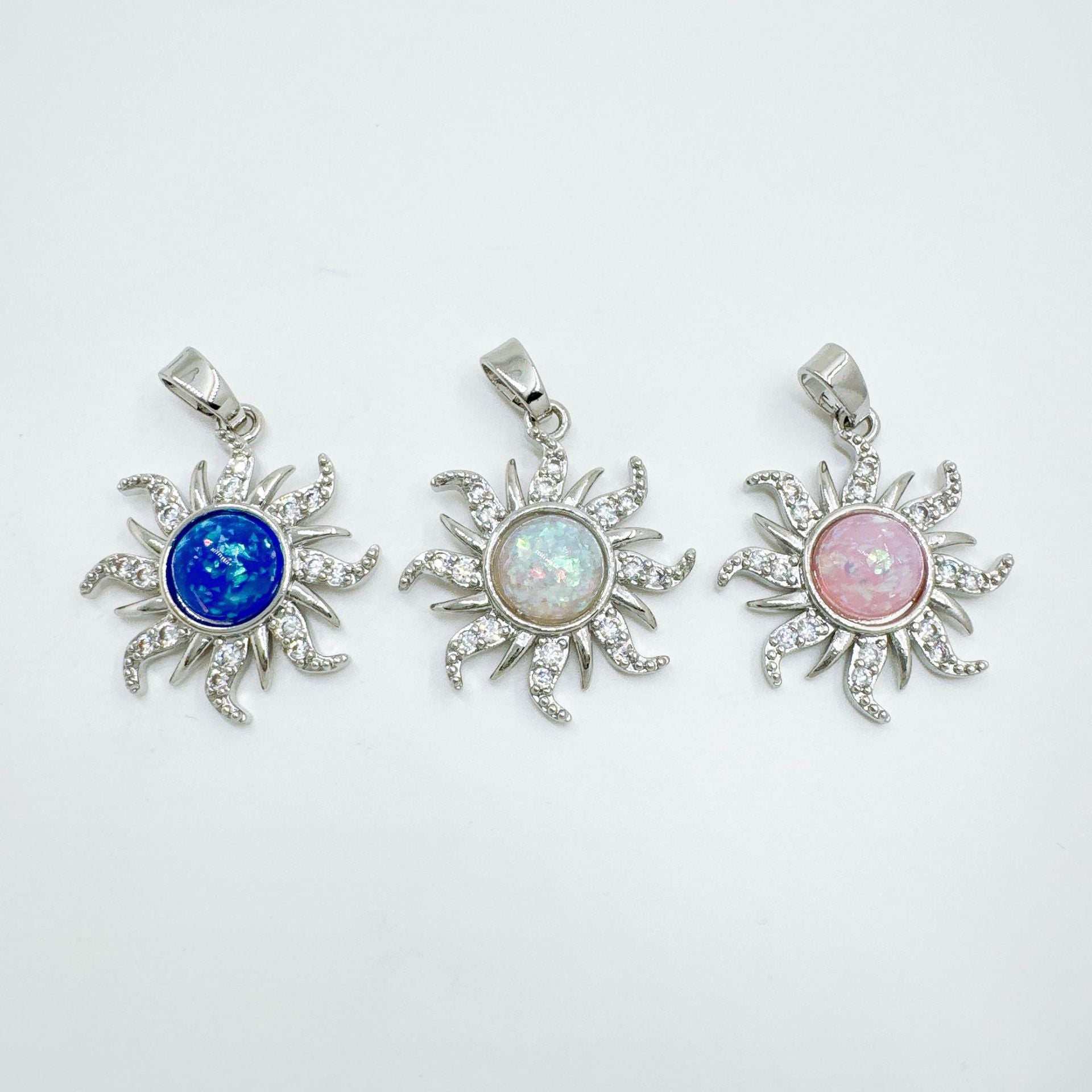 Wholesale Chic Sun Eight-Pointed Star Pendant Necklace 18K Gold-Plated Copper Jewelry for Gift Boutique Resale