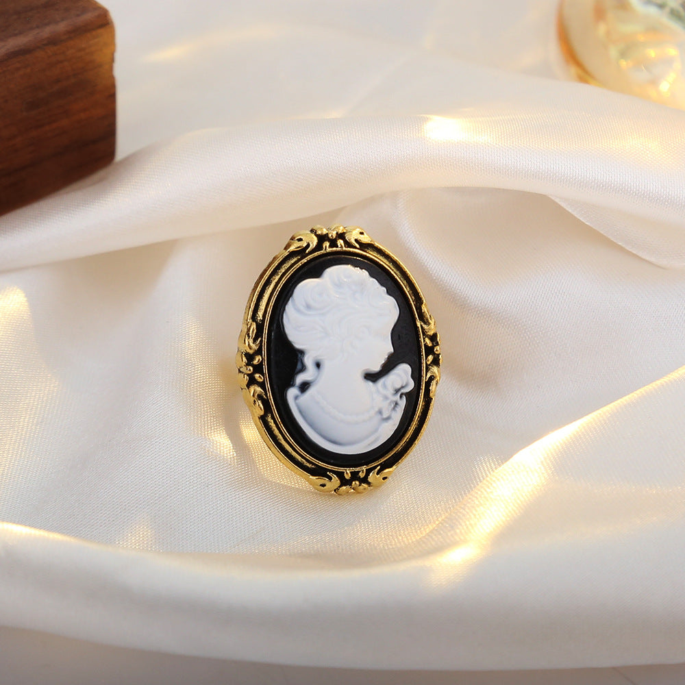 Wholesale Vintage Cameo Oval Portrait Ring Women Retro Court Style Fashion Jewelry Accessory Gift