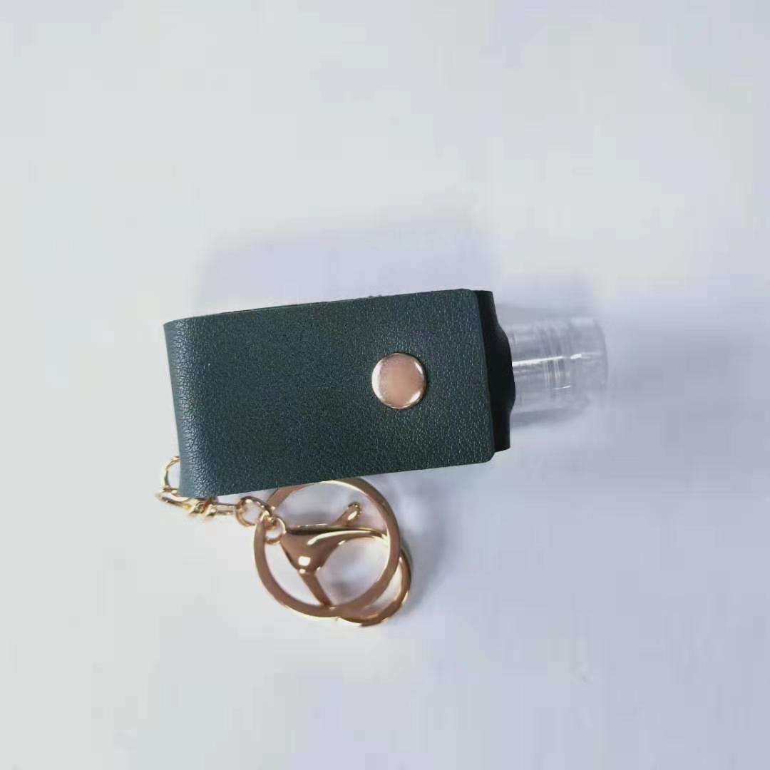 Wholesale PU Leather Keychain 30Ml Hand Sanitizer Bottle Case Boutique Resale European Style White