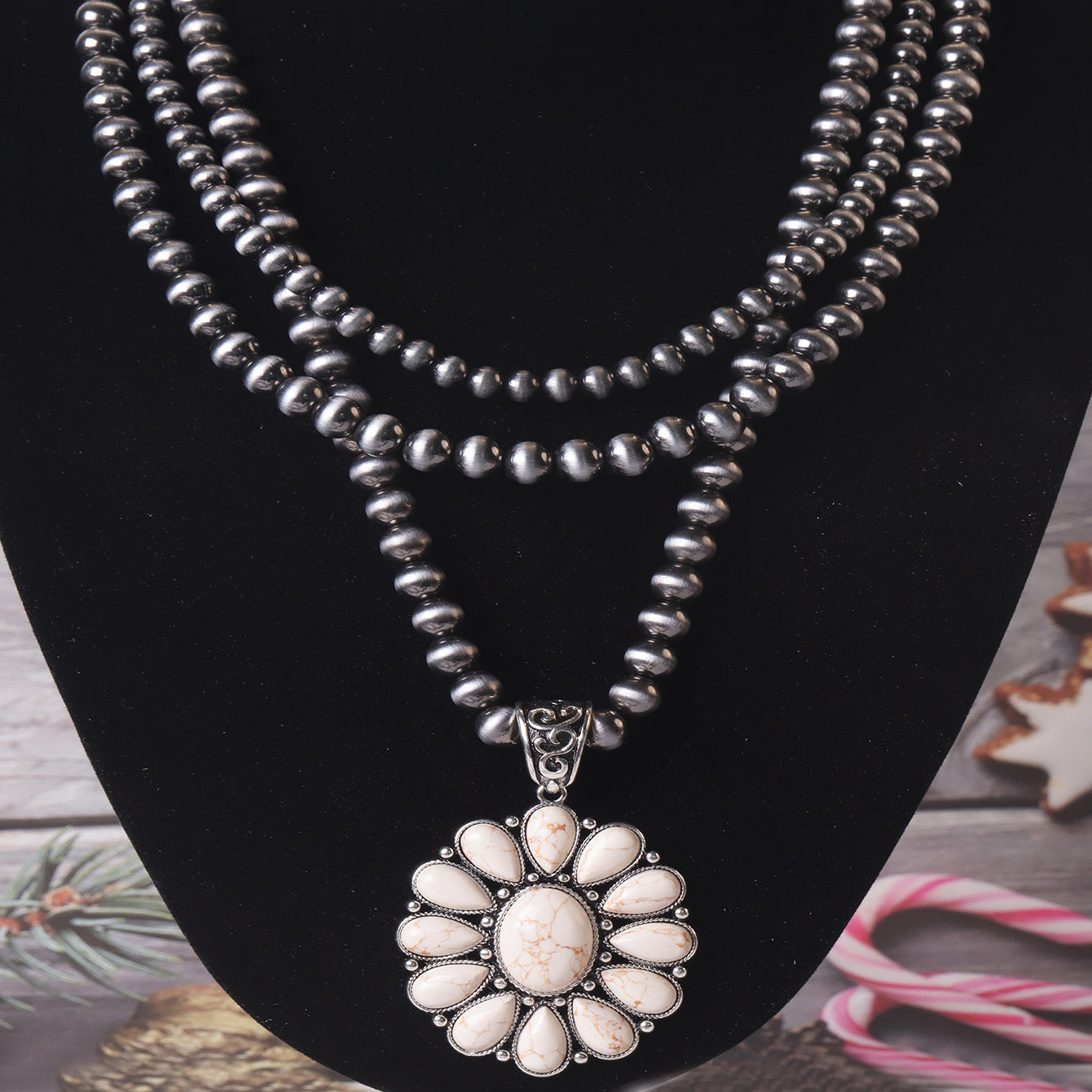 Wholesale Bohemian Zinc Alloy Turquoise Pendant Necklace,  Fashion Accessory for Gift Boutique Resale