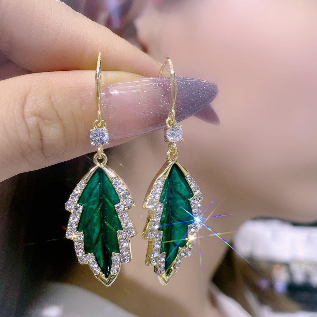 Wholesale  Alloy Green Leaf Earrings