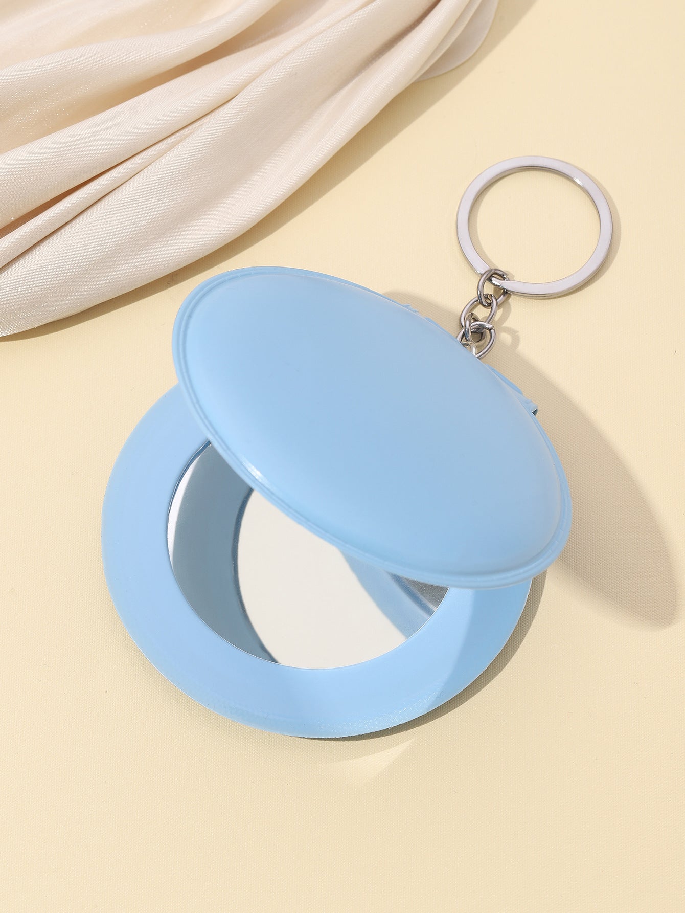 Wholesale Candy Color Cosmetic Mirror Leather Small Round Mirror Portable Folding Keychain Pom Pom ACC-KC-RongR037