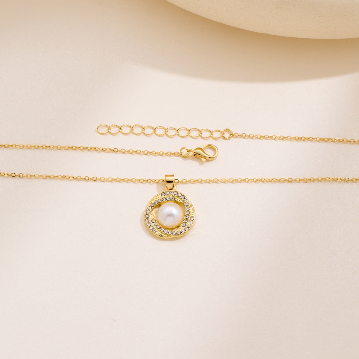 Wholesale Flash Diamond Titanium Steel Necklace