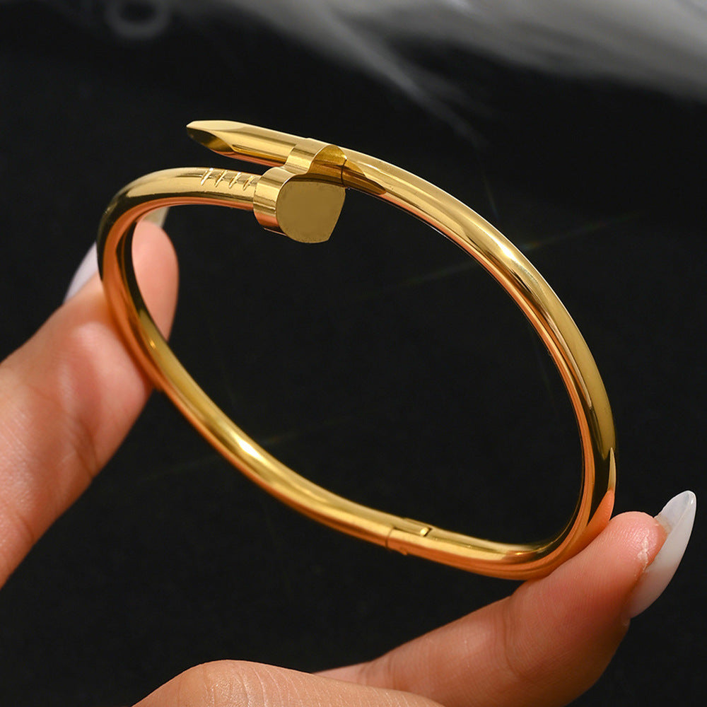 Wholesale Titanium steel nail four-leaf clover diamond-encrusted bracelet ACCVIP